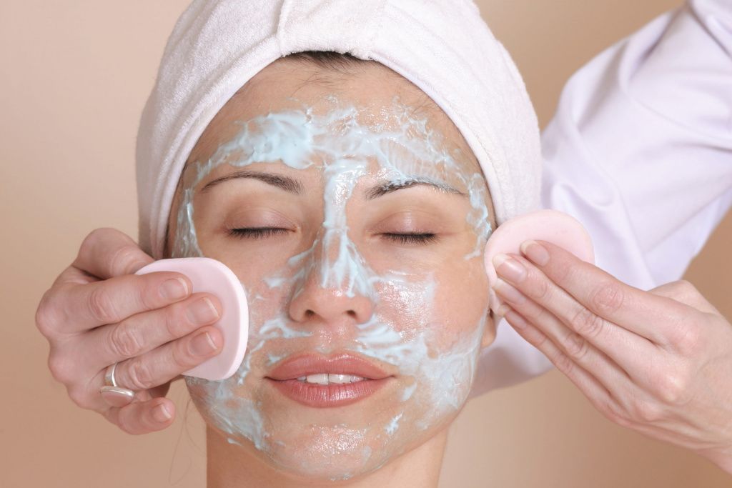 1c2de326-bigstock-beauty-therapy-16091-scaled.jpg